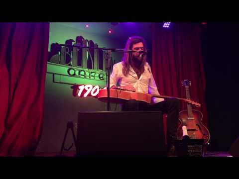 Jack Broadbent - Café Berlin, Madrid - 18.05.2017 (what's the name of the song?)