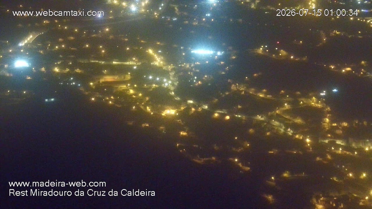 Live webcam view of Panorama de Cruz da Caldeira