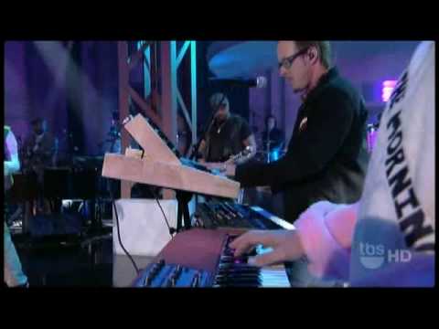 Weezer - "Can't Stop Partying" 5/17 Lopez Tonight (TheAudioPerv.com)
