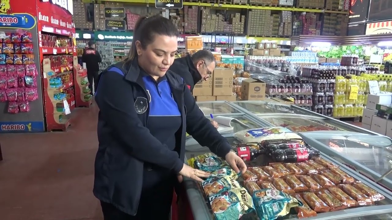 ŞANLIURFA BÜYÜKŞEHİR’DEN RAMAZAN MESAİSİ MARKETLERE SIKI DENETİM!