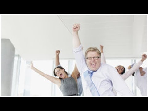 Paco León publica una tierna foto de su infancia junto a Carmina Barrios