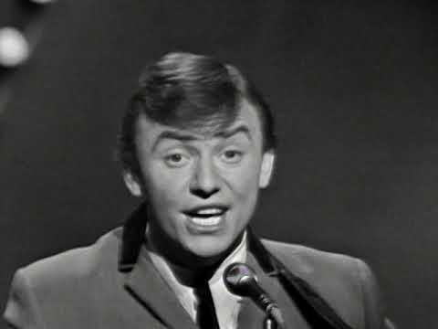 Gerry & The Pacemakers "Don't Let The Sun Catch You Crying" on The Ed Sullivan Show