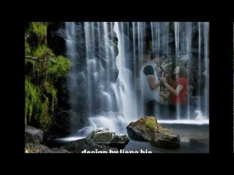KHALIMAH JANJI-AIMAN HAKIM RIDZA & ERNIE ZAKRIE ( OST VANILLA COKLAT THE MOVIE ).wmv