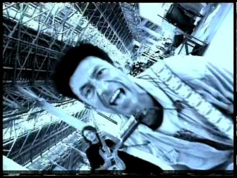 Videoclip de Sbandato — Edoardo Bennato