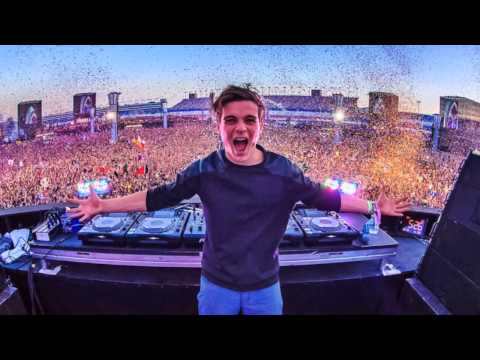 Martin Garrix live @Tomorrowworld 2014 (music video by Emagfun)