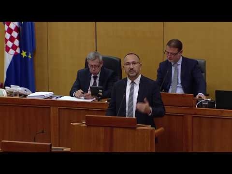 Zekanović vs. Vučetić: Na čijoj ste vi strani?