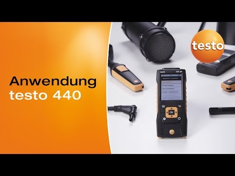 Volumenstrom-Messung am Auslass mit dem Klima-Messgerät testo 440