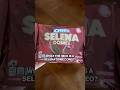 🇺🇸 Oreo Review: Selena Gomez  #snacks  #foodshorts #oreo #junkfood