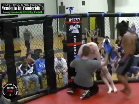 Crazy headkick Ko in amateur fight #shorts