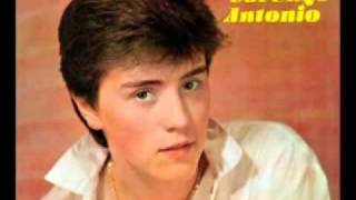 Lorenzo Antonio Pequeña Flor