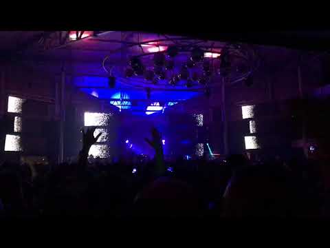 Víctor Ruiz Island 2019