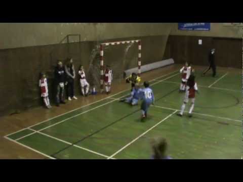 3.TJ PRAGA PRAHA - SLAVIA PRAHA dívky  2:0 (Union Žižkov,19.2.2012)