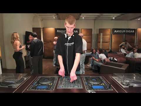 Butschi | Radio Rudina