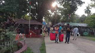 preview picture of video 'দেখুন স্হল বন্দর দিয়ে কিভাবে ইন্ডিয়া যাওয়া আসা করে'