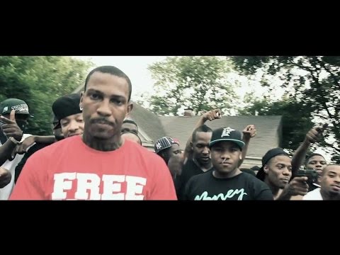 Trouble Ft. Yo Gotti, Trae tha Truth & Waka Flocka Flame - Bussin (Remix) (CDQ)