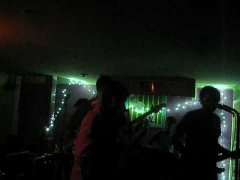 Ohtis - Downtown Your Heart (live, Macomb IL, Jan '09)