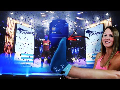 OMG! INSANE UCL WALKOUT IN A TOE PACK OPENING!! FIFA 19
