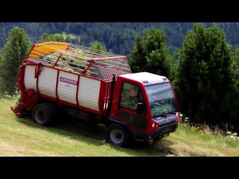 Caron CTS110 bei der heuernte