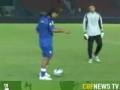 Ronaldinho humilha Robinho - TOMAAA ROBINHO