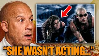 Pitch Black (2000): 15 Shocking Secrets You Never Knew! MQDEFAULT Thumbnail