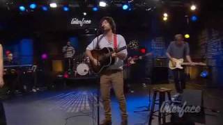 Pete Yorn and Scarlett Johansson performing &quot;Blackie&#39;s Dead&quot; from the duets album Break Up