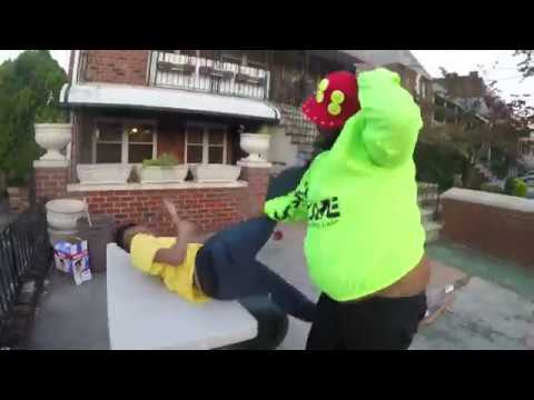 QUEENZFLIP - LOSES HIS MIND WHEN HE FINDS OUT HARRIET TUBMAN IS NOT ON THE $20 BILL ANYMORE