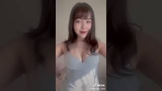 【おっぱい】 tiktok 乳揺れダンス このボリュームにまいりましたー♡ #Shorts