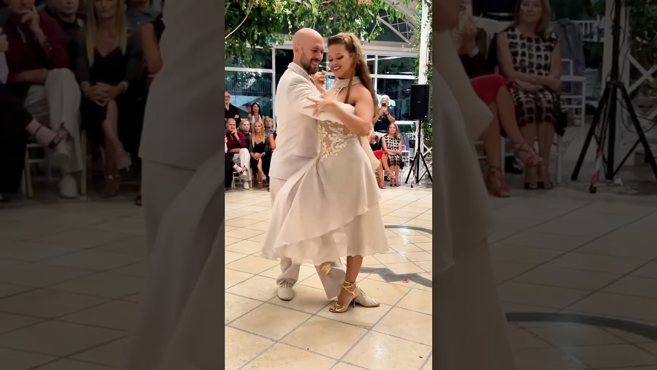 Santiago Giachello & Agostina Tarchini bailan « Nido Gaucho ». #tango #performance #dance #italia