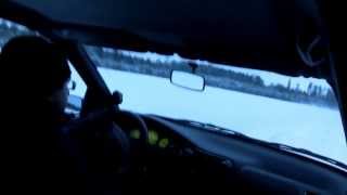 preview picture of video 'Keretin jäärata Pitkäpiikki 2.2.2014 - Ford Escort RS 4WD tailing a Honda Civic EE5 4WD'