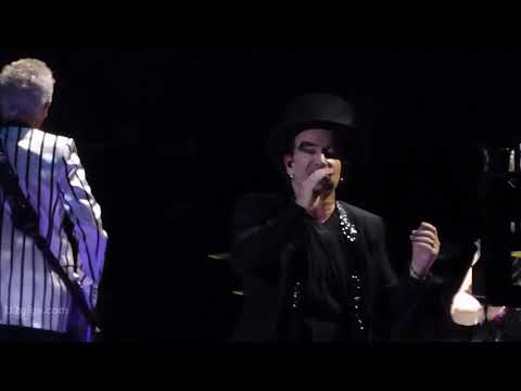 U2 Even Better Than The Real Thing, Manchester 2018-10-20 - U2gigs.com