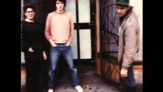 Beat Happening - Dreamy