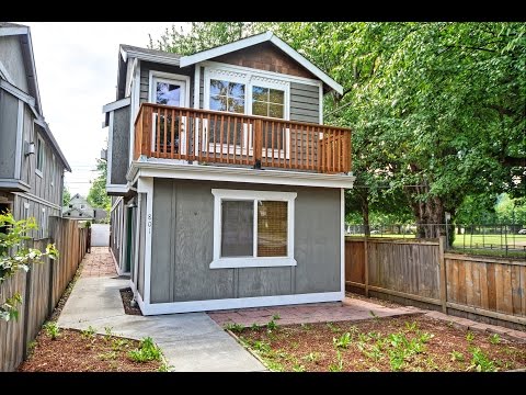 Homes for sale - 801 S Thistle, Seattle, WA 98108