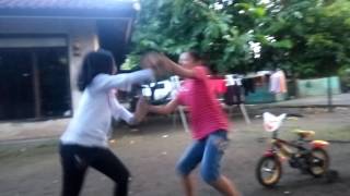 Download lagu Berantem cewek vs cewek mp3