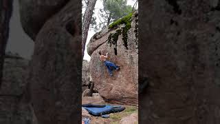 Video thumbnail de Muro loco, 7a. Albarracín