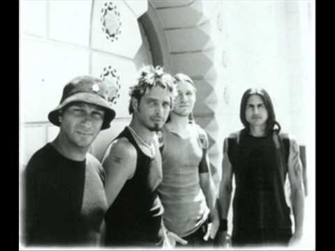 sound of a gun - audioslave