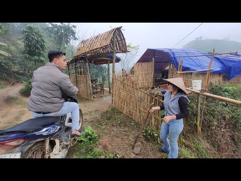 The unsavory man keeps trying to get acquainted with Dinh, making her worried