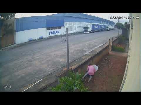 Ladrão furta igreja no bairro Shell