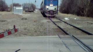 preview picture of video 'amtrak heartland flyer stopping in gainesville tx'