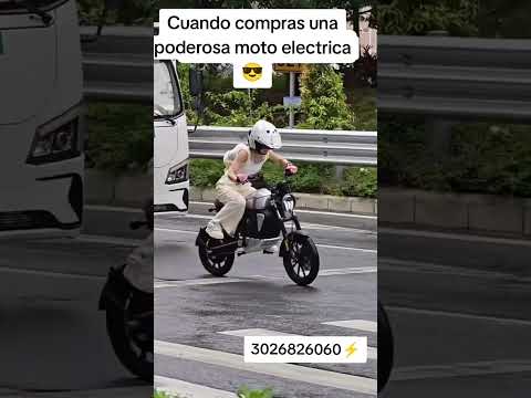 Cuando compras una poderosa moto electrica 😎⚡⚡⚡3026826060#humor #comedia #videosgraciosos
