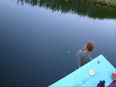 Wędkowanie z tratwy na Biebrzy