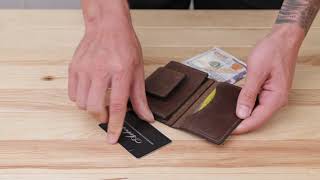 Чоловіча шкіряна візитниця Grande Pelle 11362 коричневий