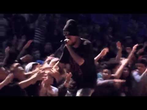 Maestro & No.1 & Muşta - Kargaşa Sahne Performansı