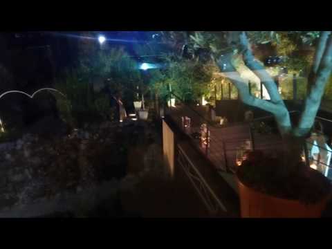 Πυροφλάς-strobe είσοδος στο Roof Garden Έπακρον