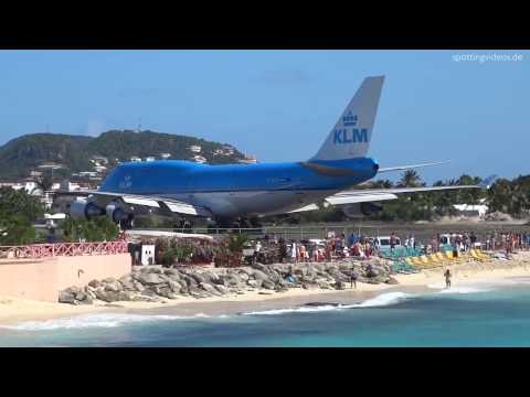 Extreme Jet Blast blowing People away at Maho Beach, St. Maarten..