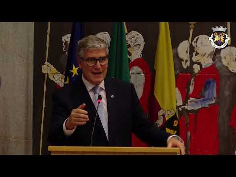 Assinatura do contrato do Equipamento Multifun&ccedil;&otilde;es de Apoio &agrave;s Atividades Municipais