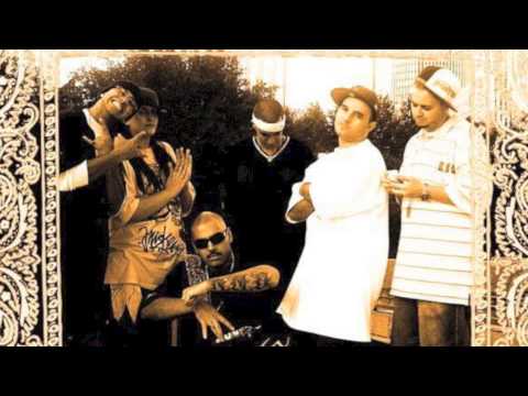 04. 4Real Carnales - Flipados (Con Christian Crisis)