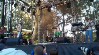 Little Dragon - Looking Glass - Live @ Outside Lands 2011