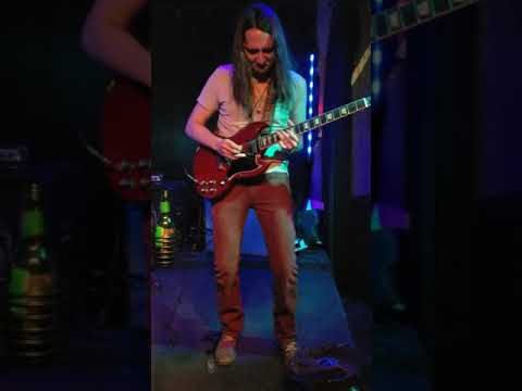 Jimmy Powers V doin' what he do so well!!