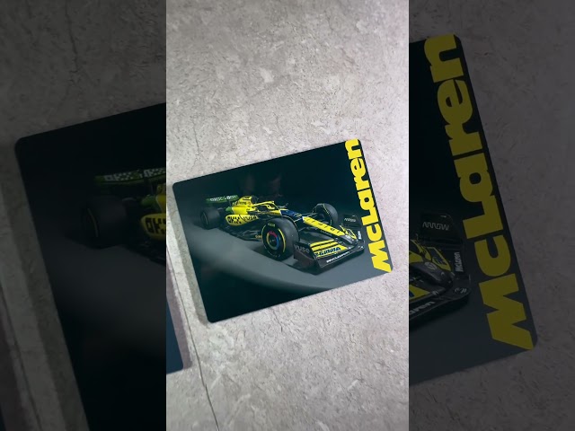 Vídeo relacionado con Komergave 9 piezas F1 Póster de carreras Lienzo Art Prints Superdeportivo Arte de Pared para Niños y Hombres Coche de Carreras Arte de Pared para Oficina, Dormitorio, Sala de Estar Decoración de