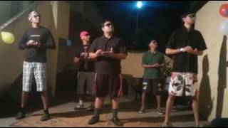 Funny dance steps on popular hindi songs Funny dance steps on popular hindi songs